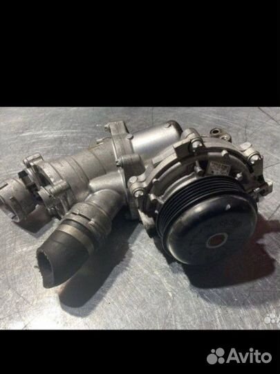 Водяная помпа на mercedes om 656
