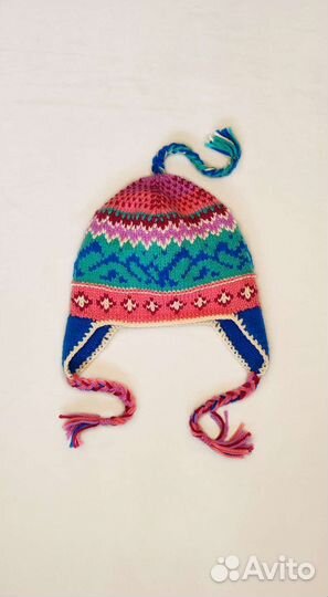 Шапка яркая