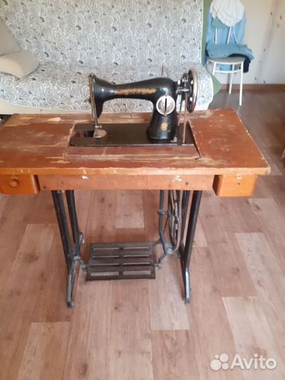 Швейная машинка