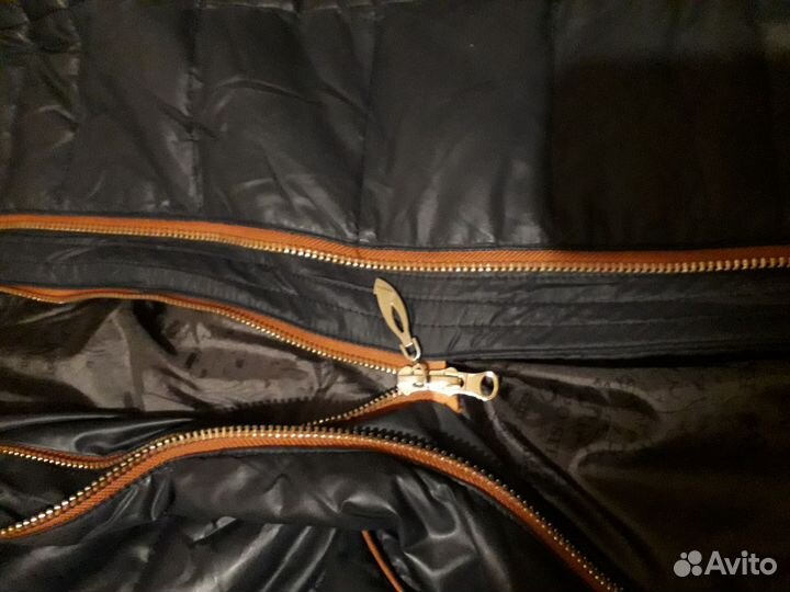 Брендовая демисезонная куртка женская размер 48-50