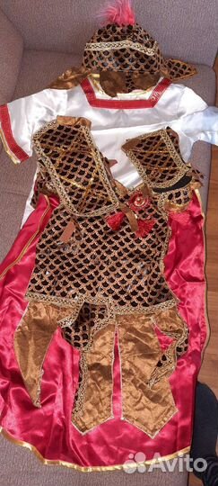 Новогодний костюм для мальчика 6- 9 лет