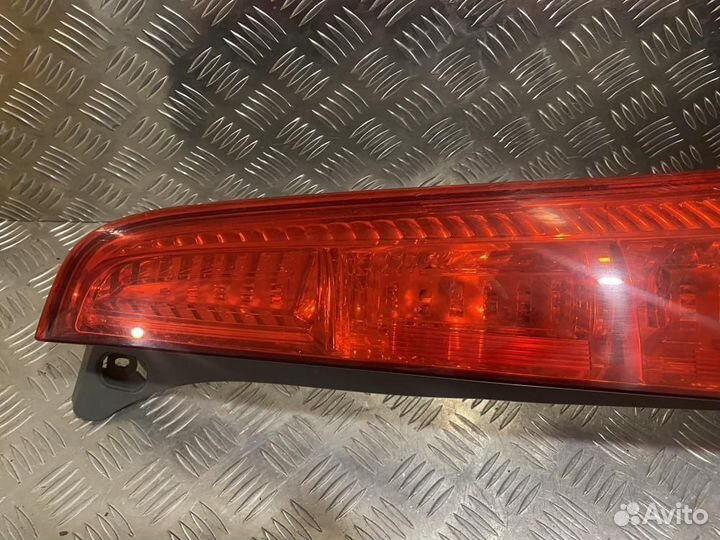 Фонарь задний правый Honda CR-V