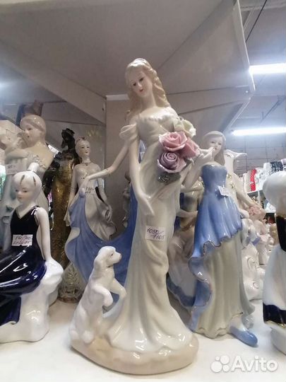 Фарфоровые статуэтки