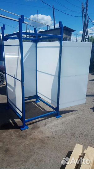 Еврокуб на металлическом поддоне