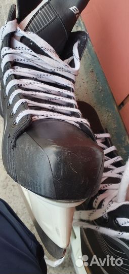 Хоккейные коньки bauer