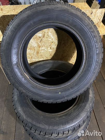 Bridgestone Blizzak VRX 205/65 R15