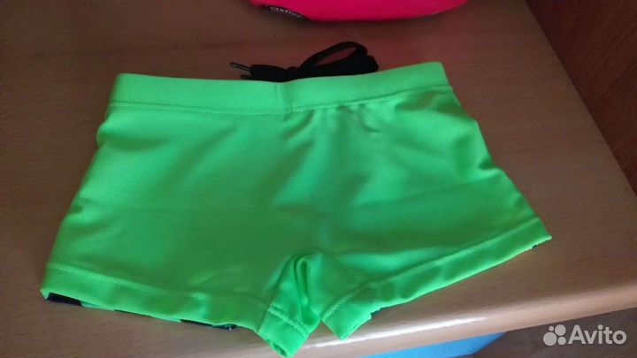 Новые плавки для купания