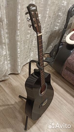 Гитара новая