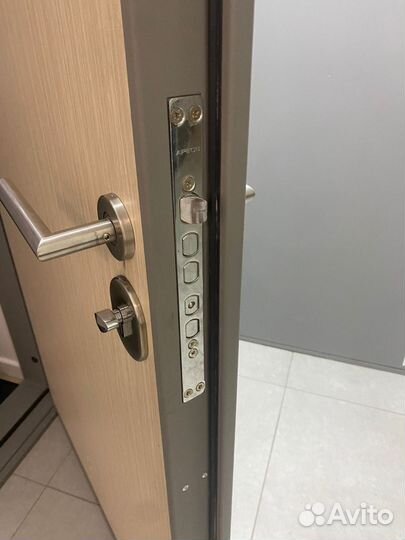 Вскрытие/ремонт замков входных дверей