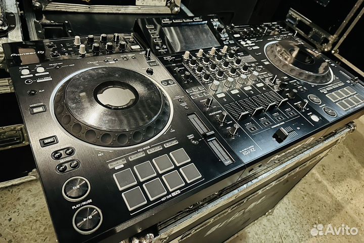 DJ Контроллер Pioneer XDJ-XZ