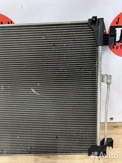 Радиатор кондиционера Infiniti M Y51
