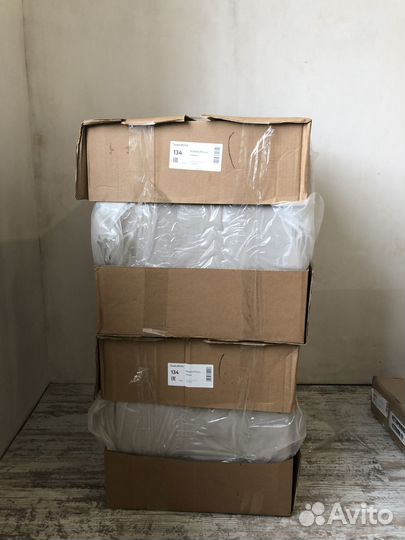 Тумбы прикроватные новые