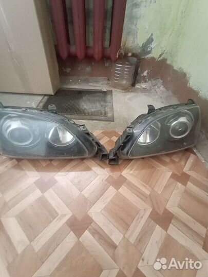 Фары Toyota avensis t22. Рестайлинг