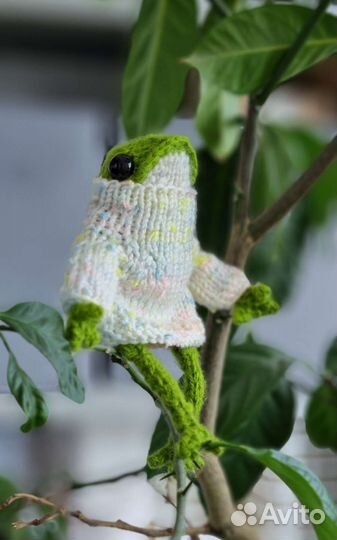 Вязаная игрушка - Лягушка. На заказ