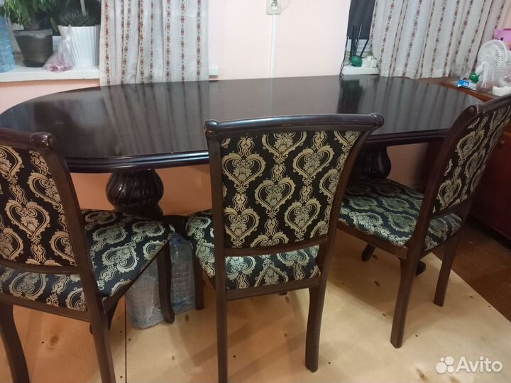 Столовая группа б/у стуля 6 шт и стол