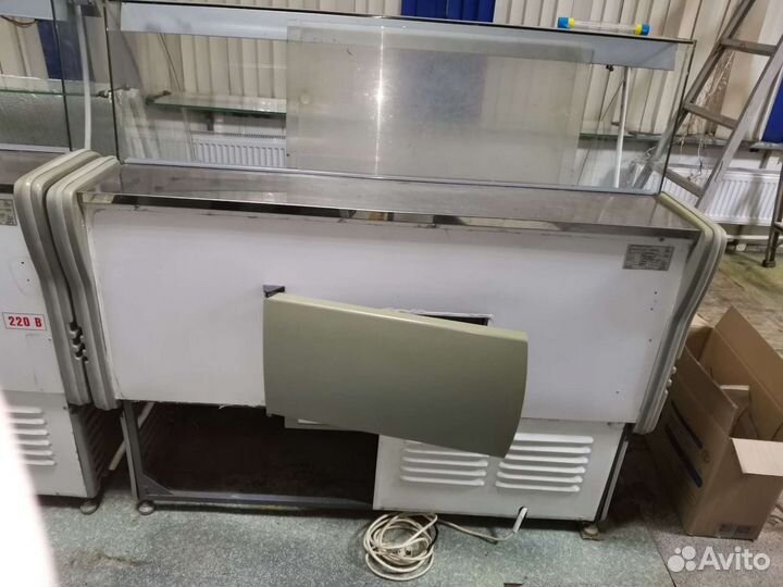 Холодильная витрина Ариада