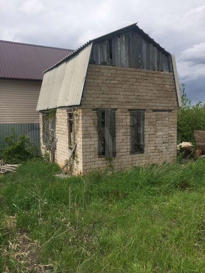 Дача 20 м² на участке 12 сот.