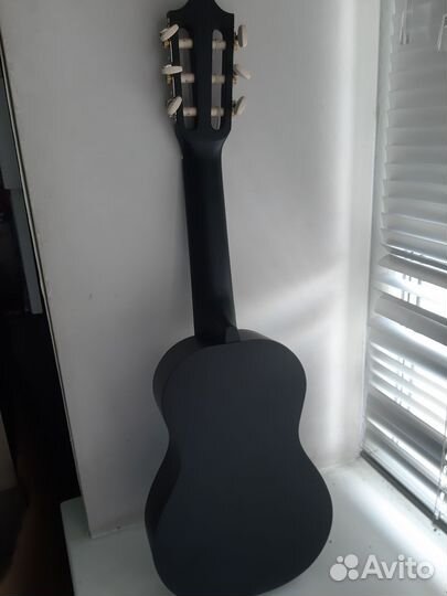 Travel гитара guitalele Yamaha GL1 чёрная