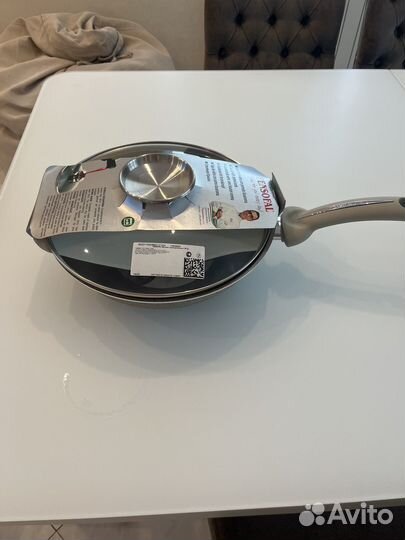 Сковорода вок диаметр 28 см, новая