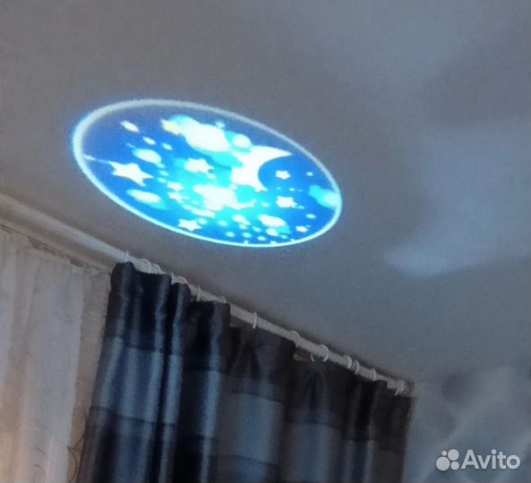 Мобиль на кроватку с проектором