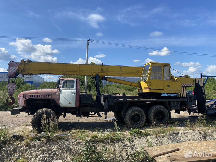 Кран кс 45717 25 тонн