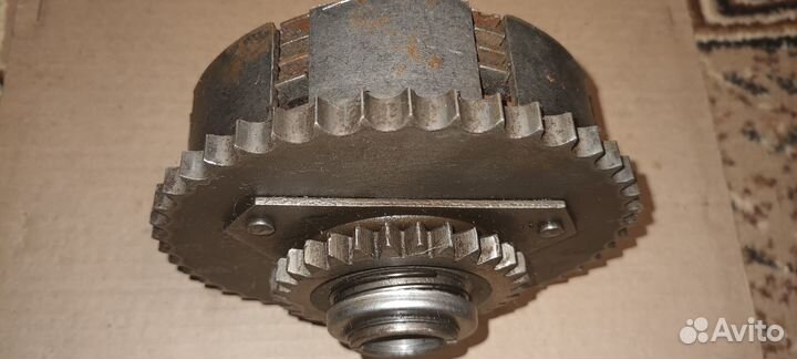 Коробка передач и вилочки мот Ява 360