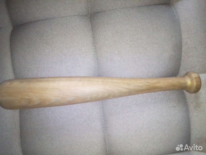 Бейсбольная бита деревянная