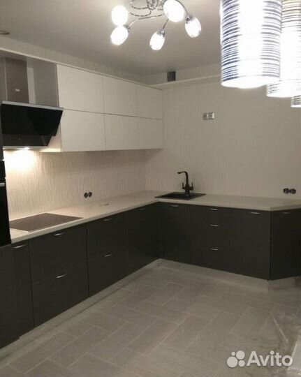 Кухонный гарнитур. Качественная фурнитура