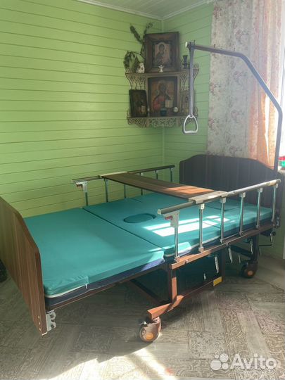 Кровать для лежачих больных - MET remeks XL