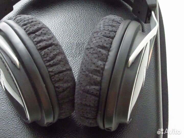 Наушники Shure SRH 1540