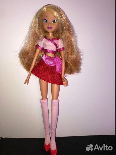 Кукла Винкс Флора Magical Glamour