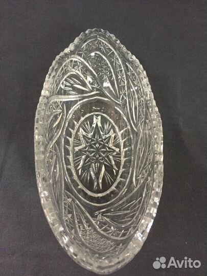 Хрустальная ваза