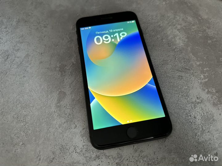 iPhone 8 Plus, 64 ГБ