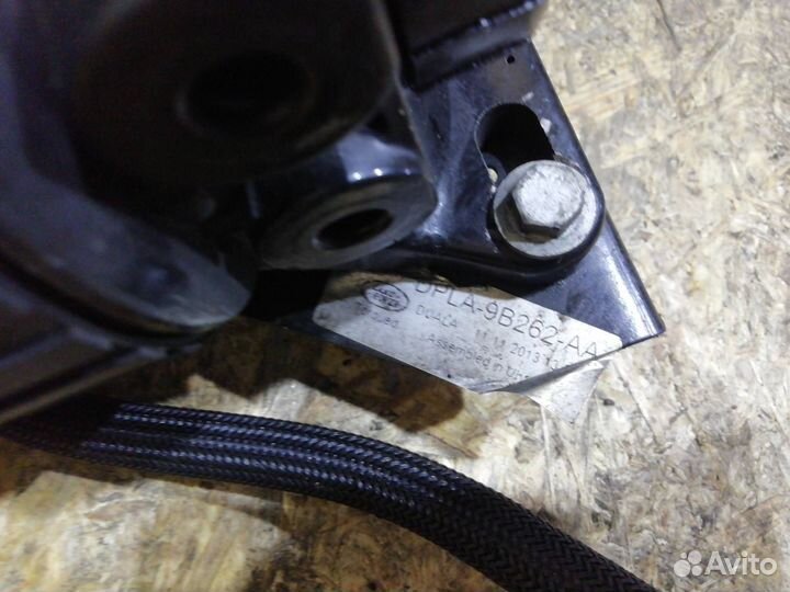 Корпус топливного фильтра Land Rover Range Rover 4