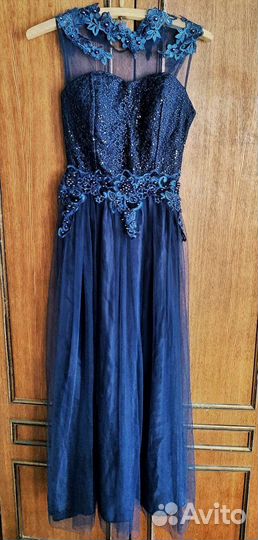 Вечернее платье