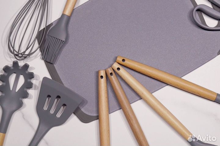 Набор кухонных принадлежностей