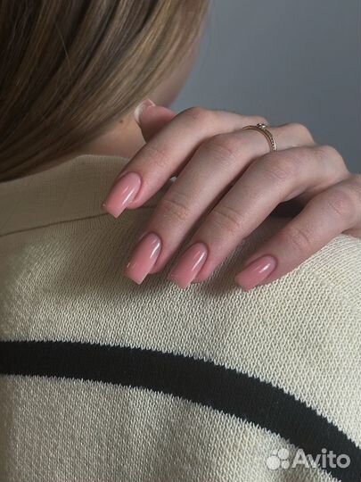 Маникюр и педикюр