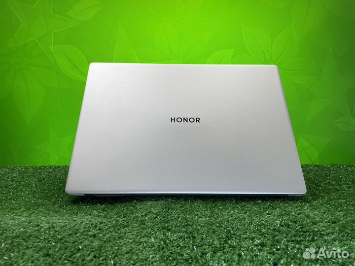 Ультрабук Honor MagicBook 16 / Core i5 / SSD