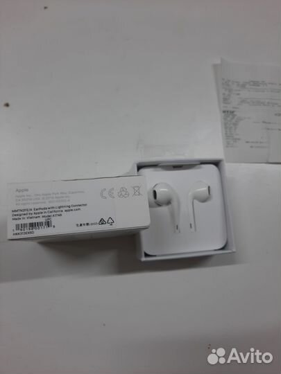 Оригинальные EarPods Lightning Apple