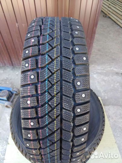 Viatti Brina Nordico V-522 195/60 R15 88T