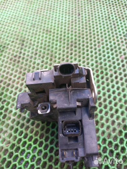 Замок двери передний левый Chery Bonus A13