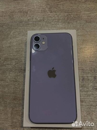 iPhone 11, 64 ГБ