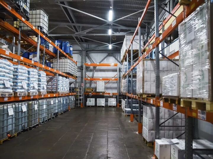 Ответ. хpанение склад 100 м²