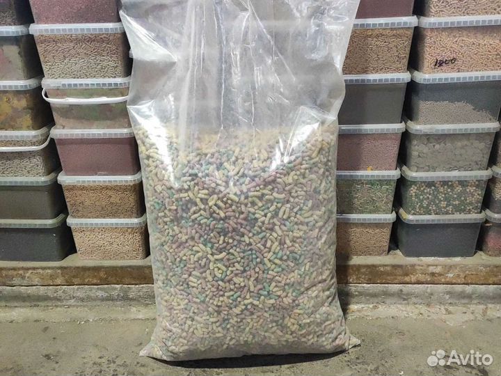 Корм прудовых рыб Кoi Mix 4кг 3in1,40л (Россия)