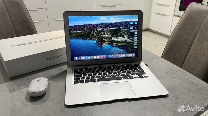 Apple MacBook Air 13 2017 (На гарантии)
