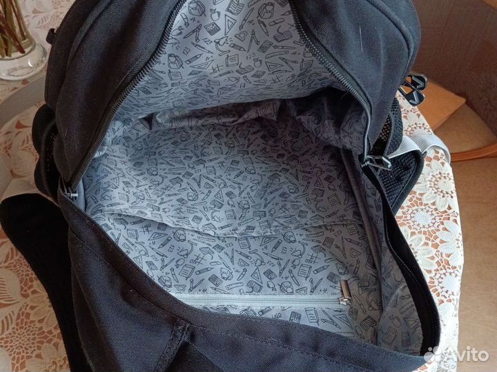 Школьный рюкзак