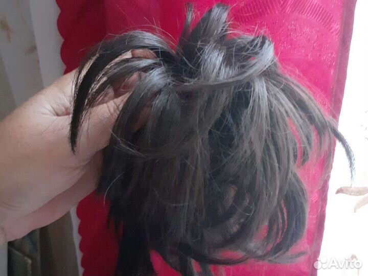 Заколка с хвостом