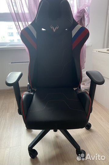 Компьютерное кресло Zombie Viking 4 Aero