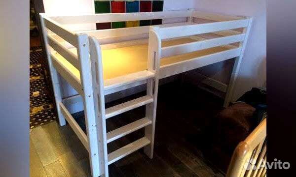 Кровать детская Соня с лестницей