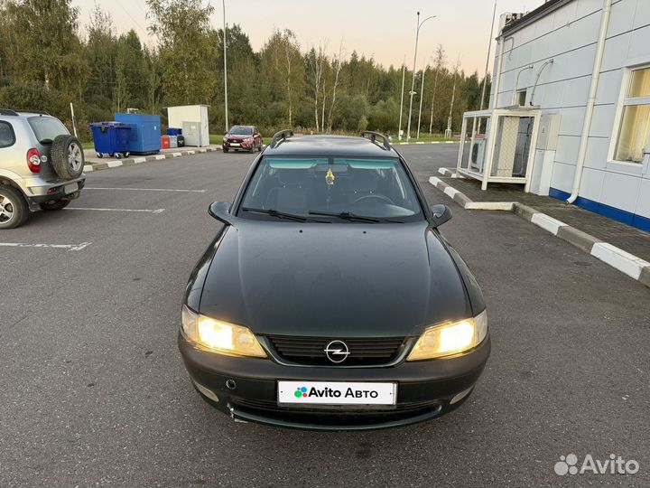 Opel Vectra 1.8 МТ, 1997, 332 000 км